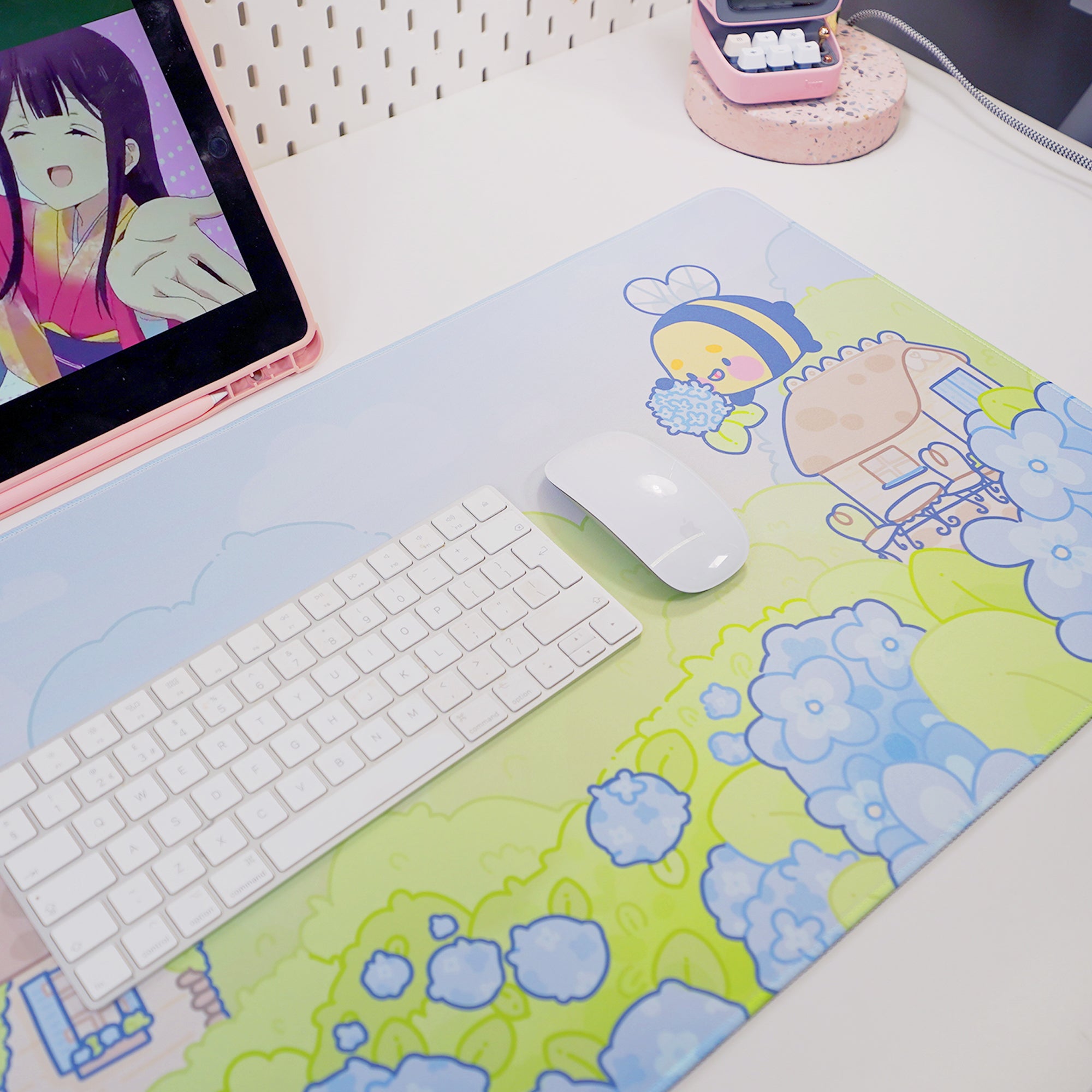 Blue Hydrangea XL Gaming Mouse Pad | Cottagecore Bumblebutt Desk Mat | Kawaii Floral Aesthetic Decor | Katnipp Studios