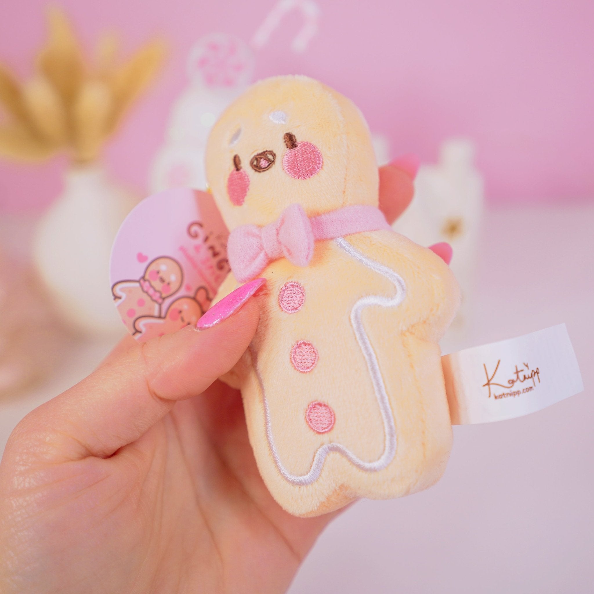 Gingie Gingerbread Kawaii Keychain Plushie | Cute Soft Toy Charm | Adorable Mini Gingerbread Ornament for Bags, Keys & Gifts Katnipp character product